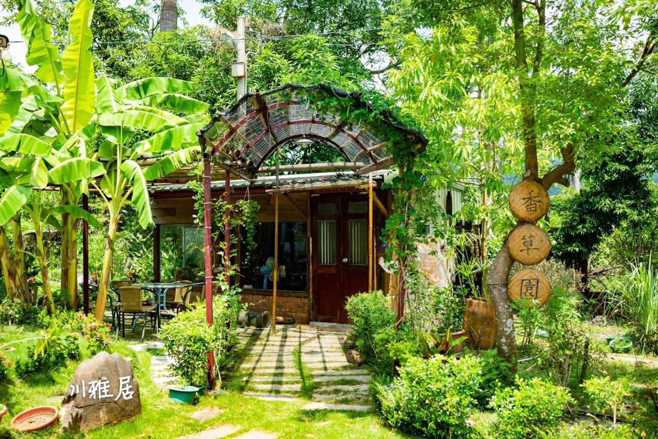 Chuan Ya Ju Homestay Qishan Extérieur photo